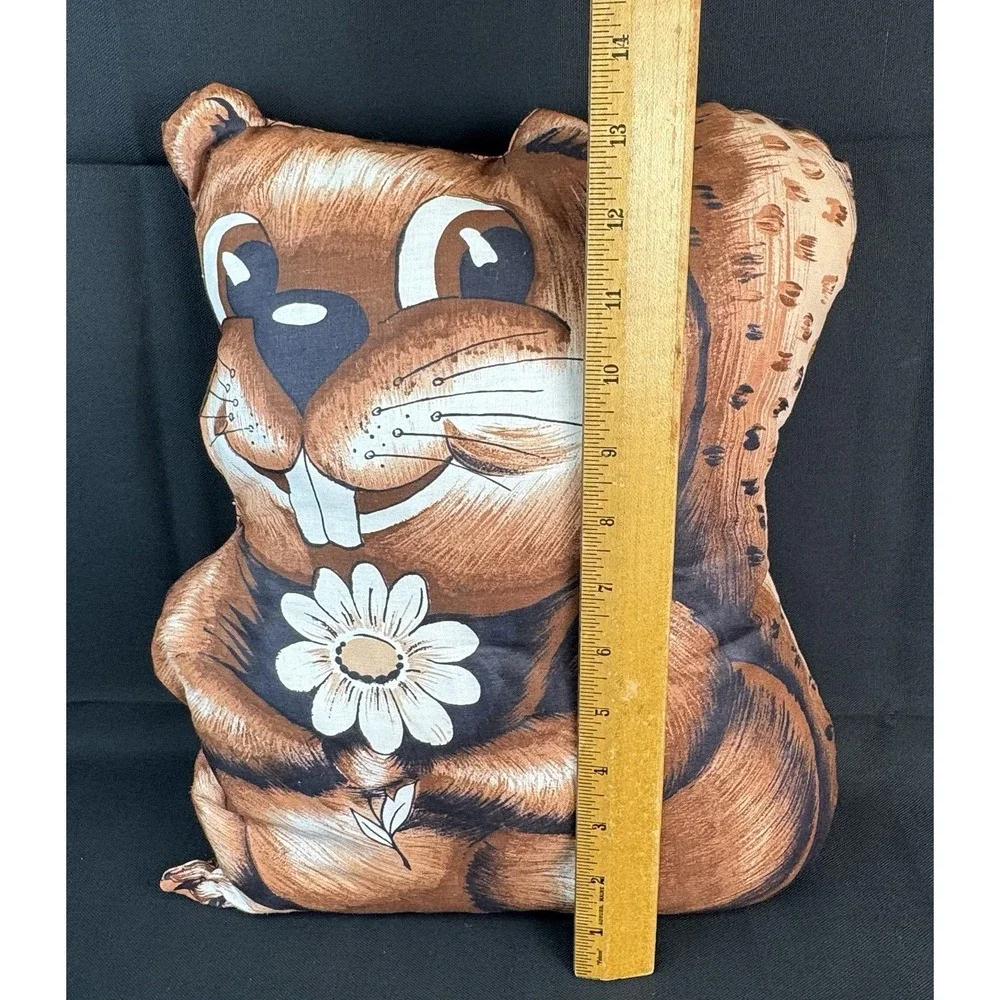 Vintage Beaver With Daisy Shaped Novelty Throw Pillow Daisy 13